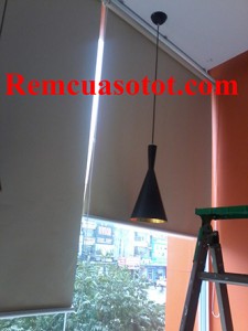 Lắp đặt rèm cuốn cho chuỗi cửa hàng FeelingTea Hà Nôi 4
