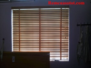 Rèm cửa gỗ, rèm gỗ Việt Nam cao cấp cho phòng ngủ mã RG 116
