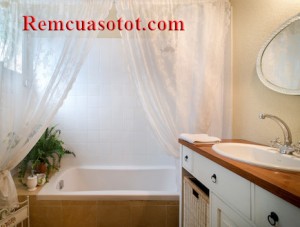 Rèm phòng tắm màu trắng hoa văn giá rẻ tại Hà Nội mã RPT 1
